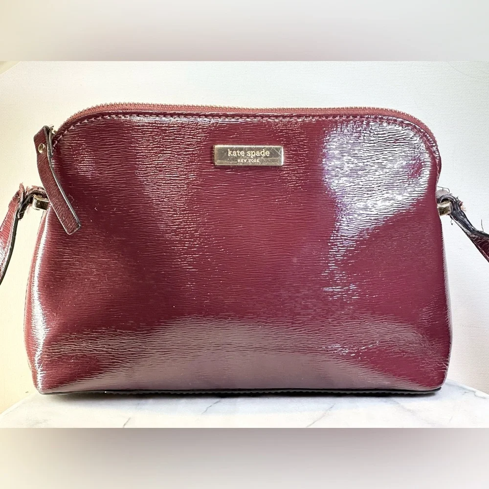 kate spade Burgundy Saffiano Patent Leather Crossbody and Shoulder Bag ♠️